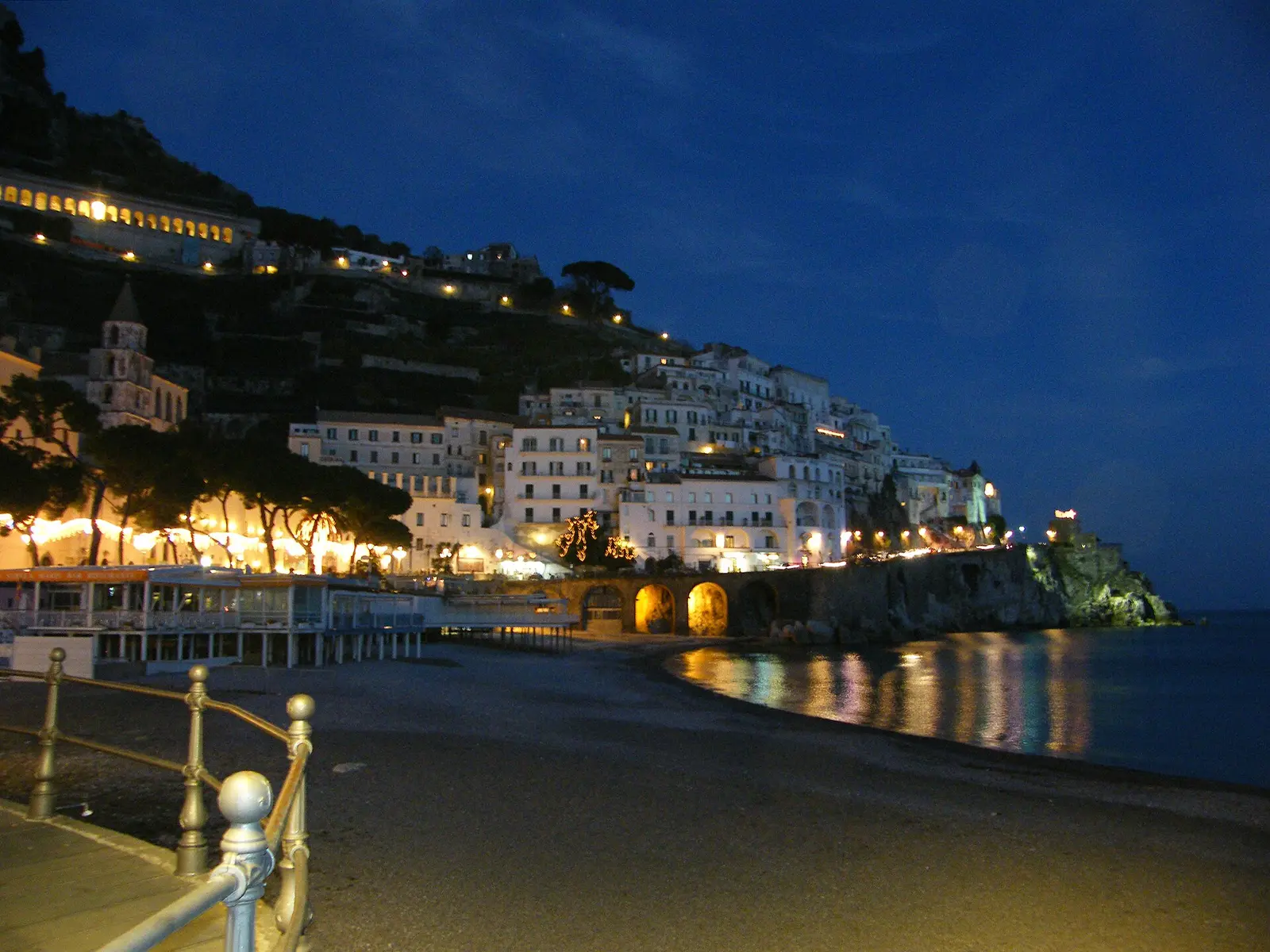 Amalfi di notte