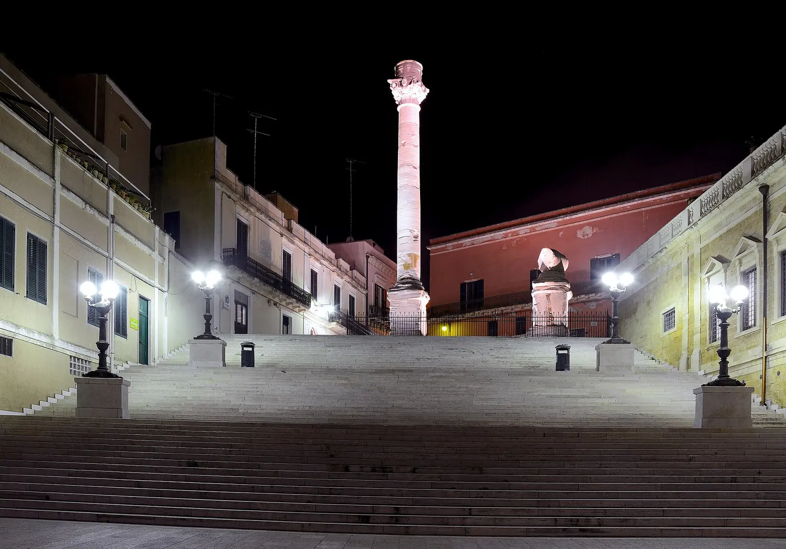 Brindisi di notte