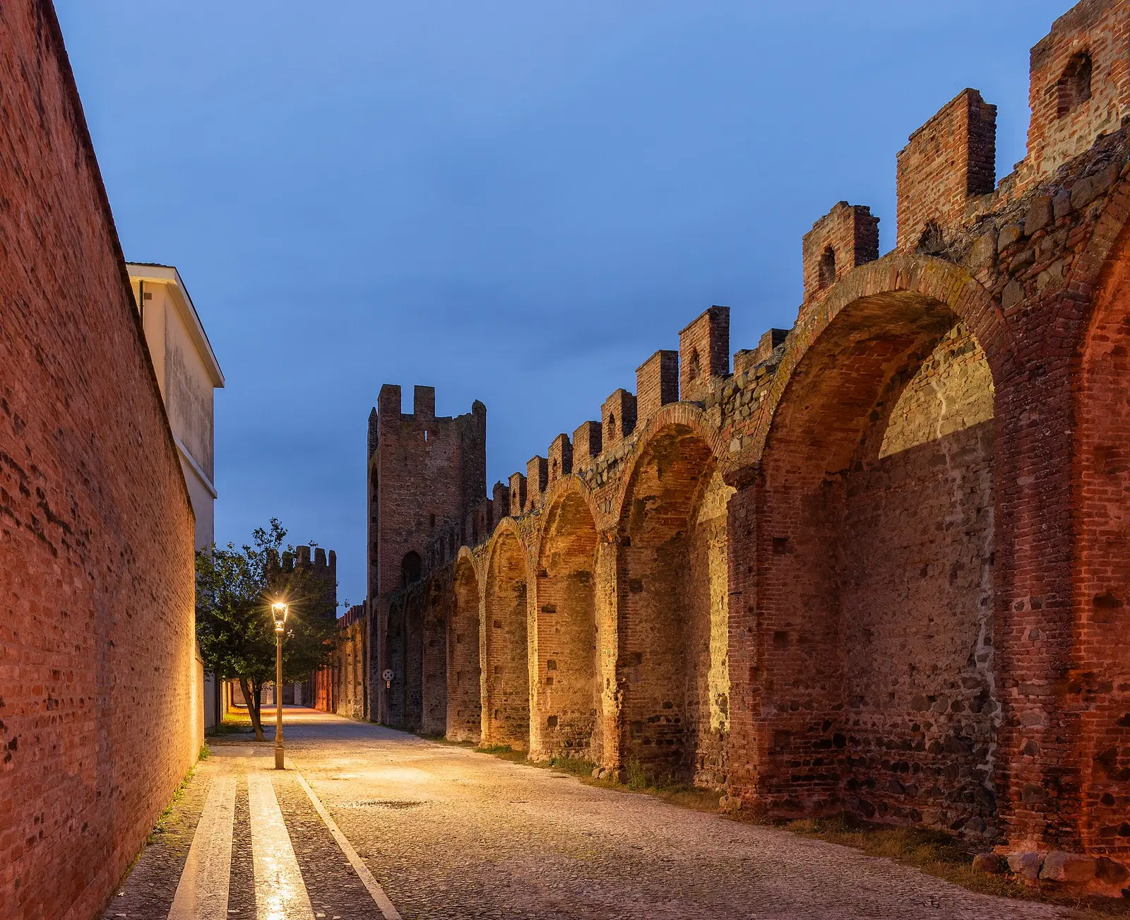 Montagnana di notte