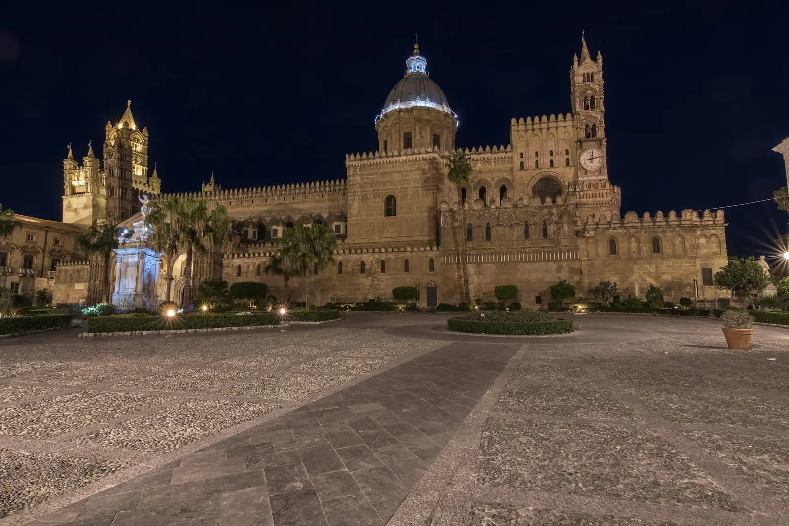 Palermo di notte