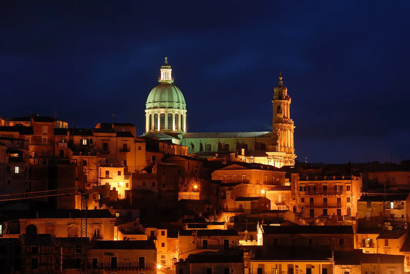 Ragusa di notte