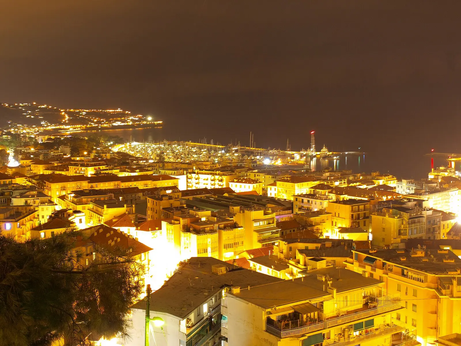 Sanremo di notte