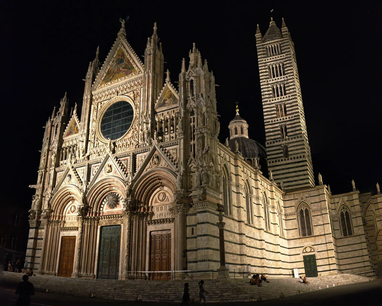 Siena di notte