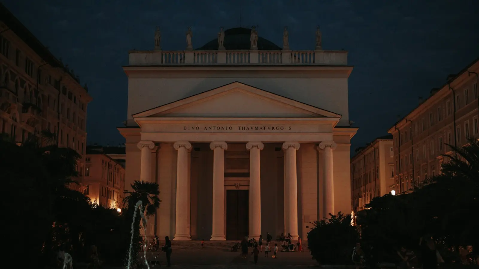 Trieste di notte
