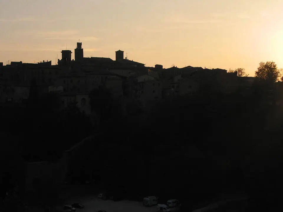 Volterra di notte